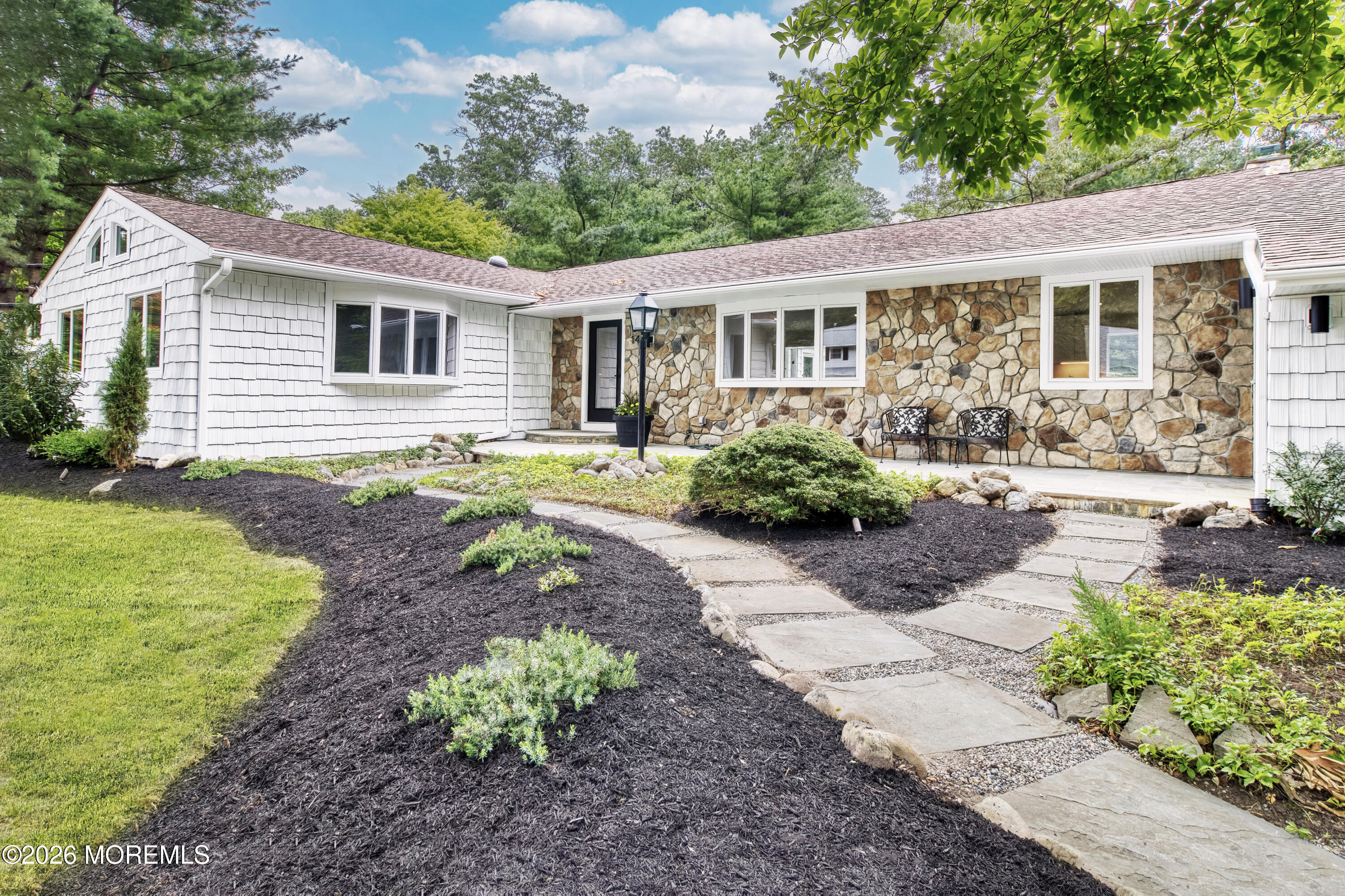 14 Copperfield Court Eatontown NJ 07724
