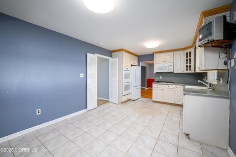 821 Middletown Lincroft Road Middletown NJ 07748