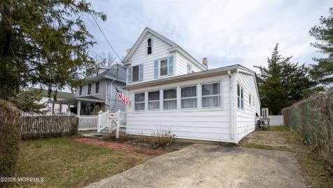 233 S Green Street Tuckerton NJ 08087