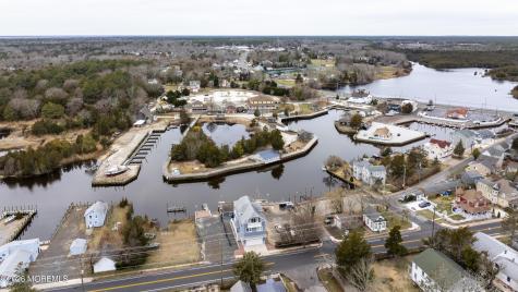 233 S Green Street Tuckerton NJ 08087