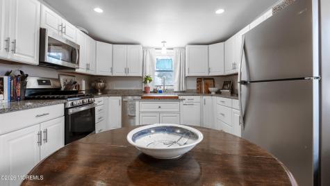 233 S Green Street Tuckerton NJ 08087