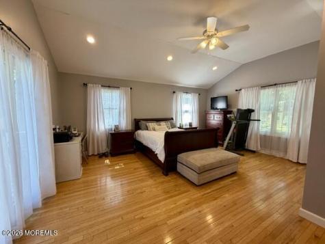 19 Maplewood Drive Middletown NJ 07748