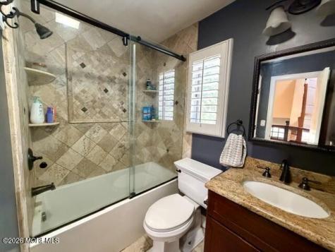19 Maplewood Drive Middletown NJ 07748