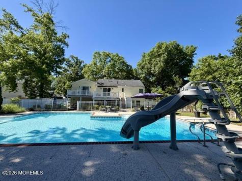 19 Maplewood Drive Middletown NJ 07748