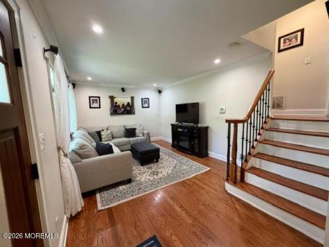 19 Maplewood Drive Middletown NJ 07748