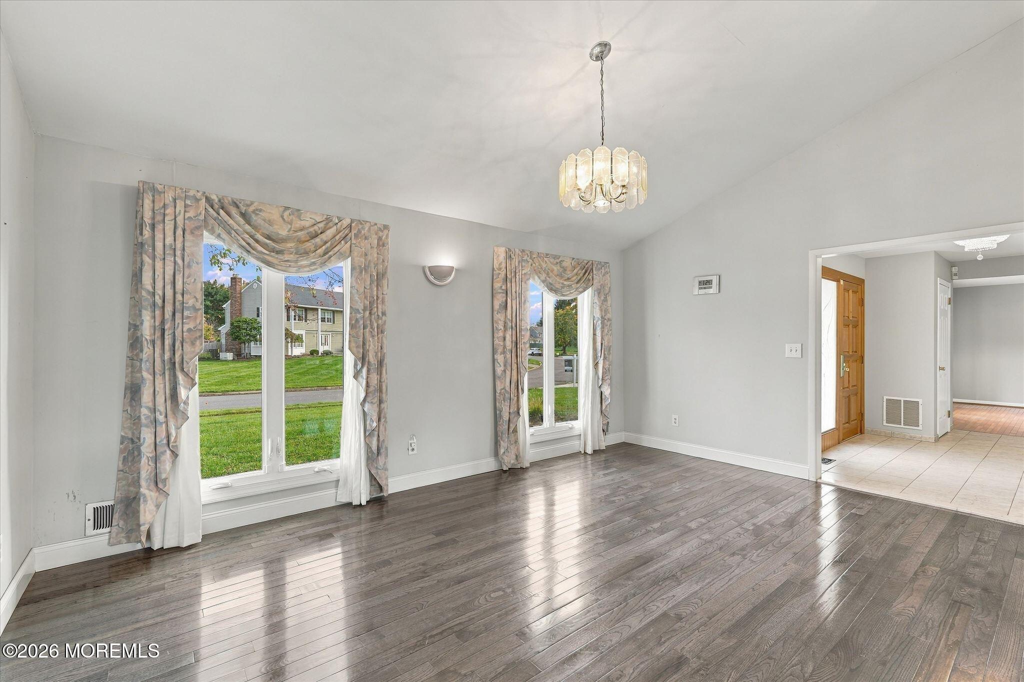 5 Penn Lane Middletown NJ 07748