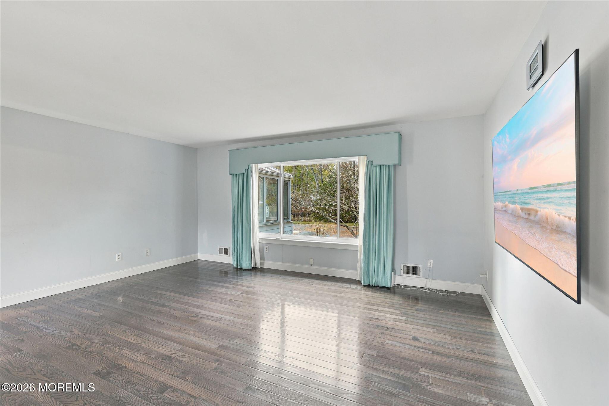 5 Penn Lane Middletown NJ 07748