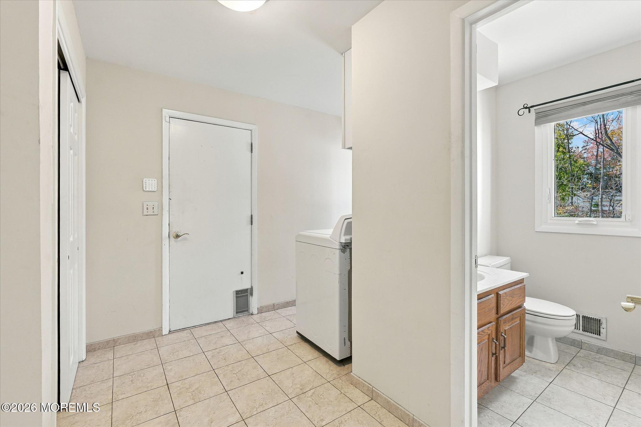 5 Penn Lane Middletown NJ 07748