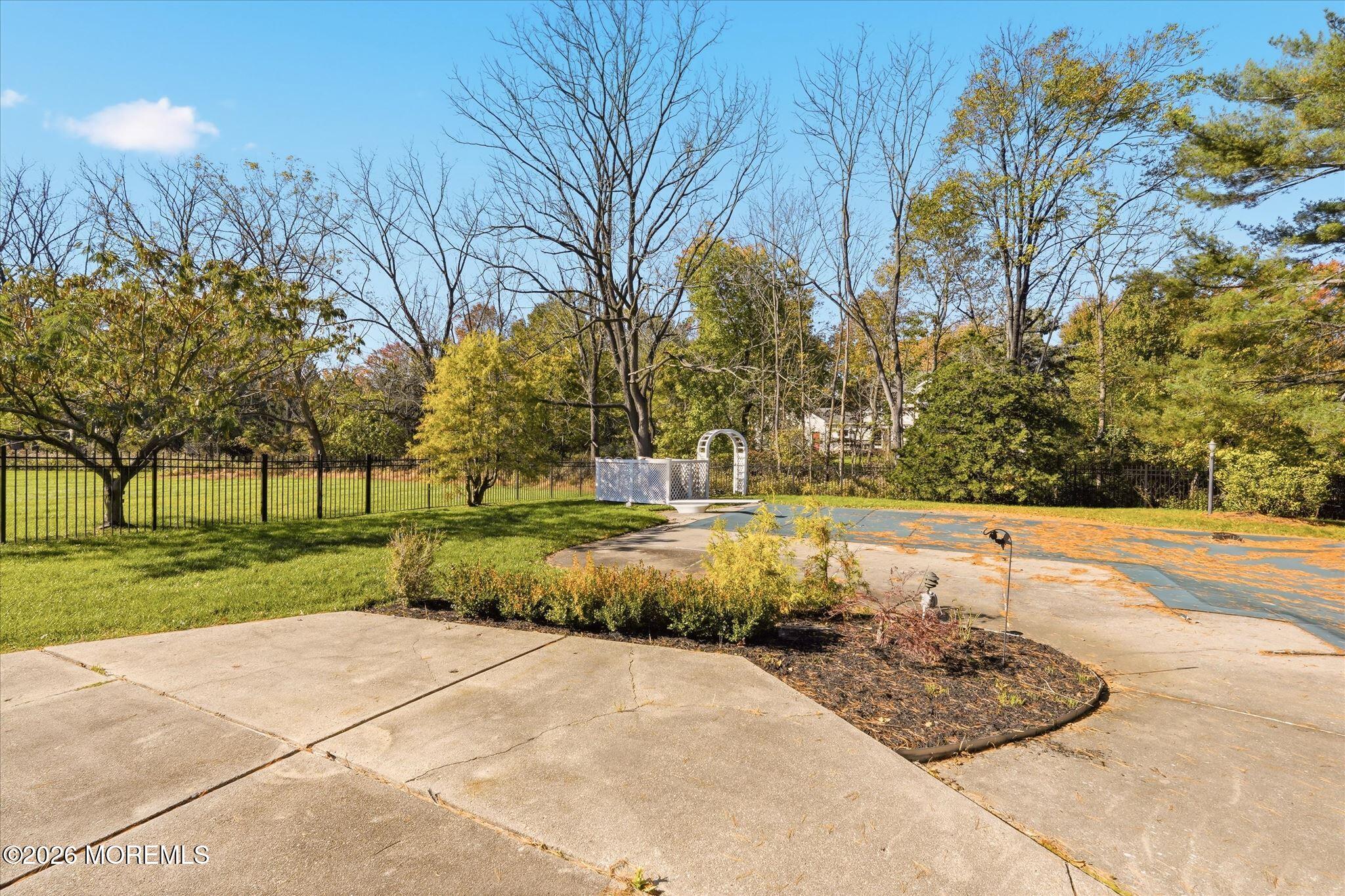 5 Penn Lane Middletown NJ 07748