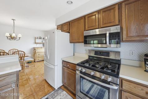 212 Timberlake Drive Manahawkin NJ 08050