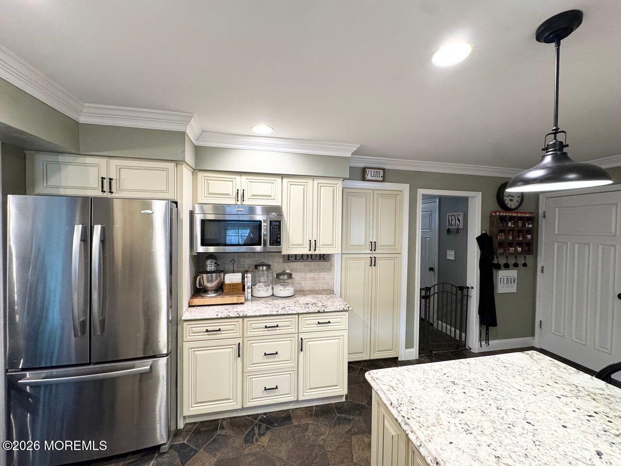 18 Providence Lane Howell NJ 07731