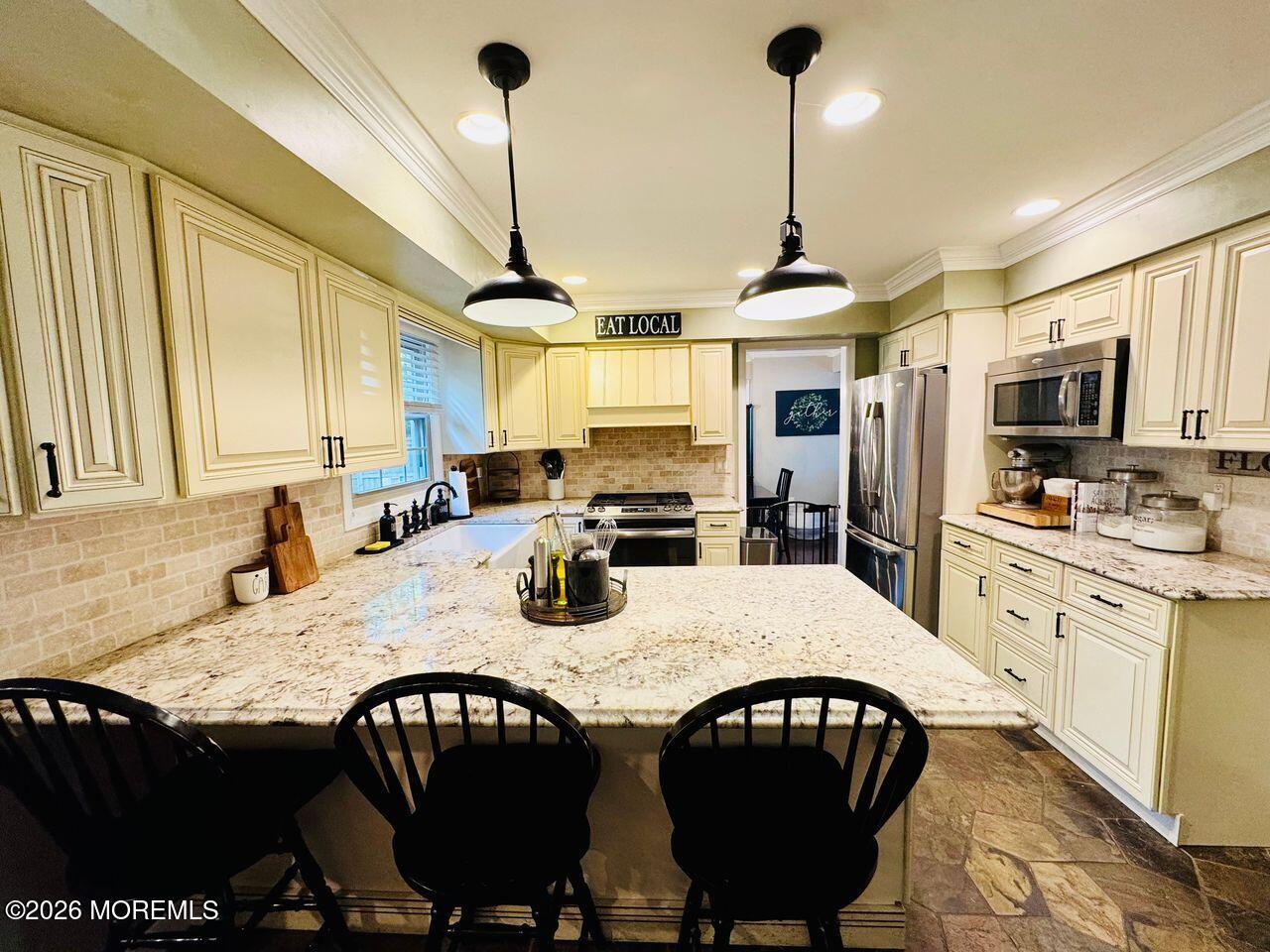 18 Providence Lane Howell NJ 07731