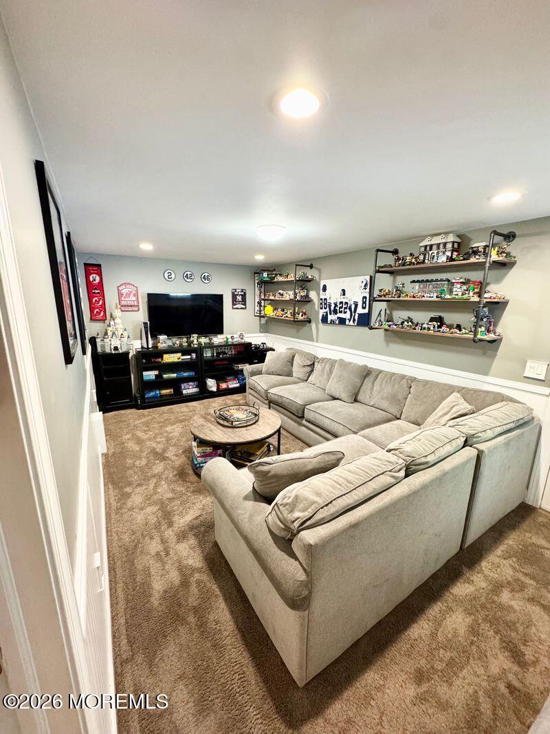 18 Providence Lane Howell NJ 07731