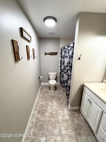 18 Providence Lane Howell NJ 07731
