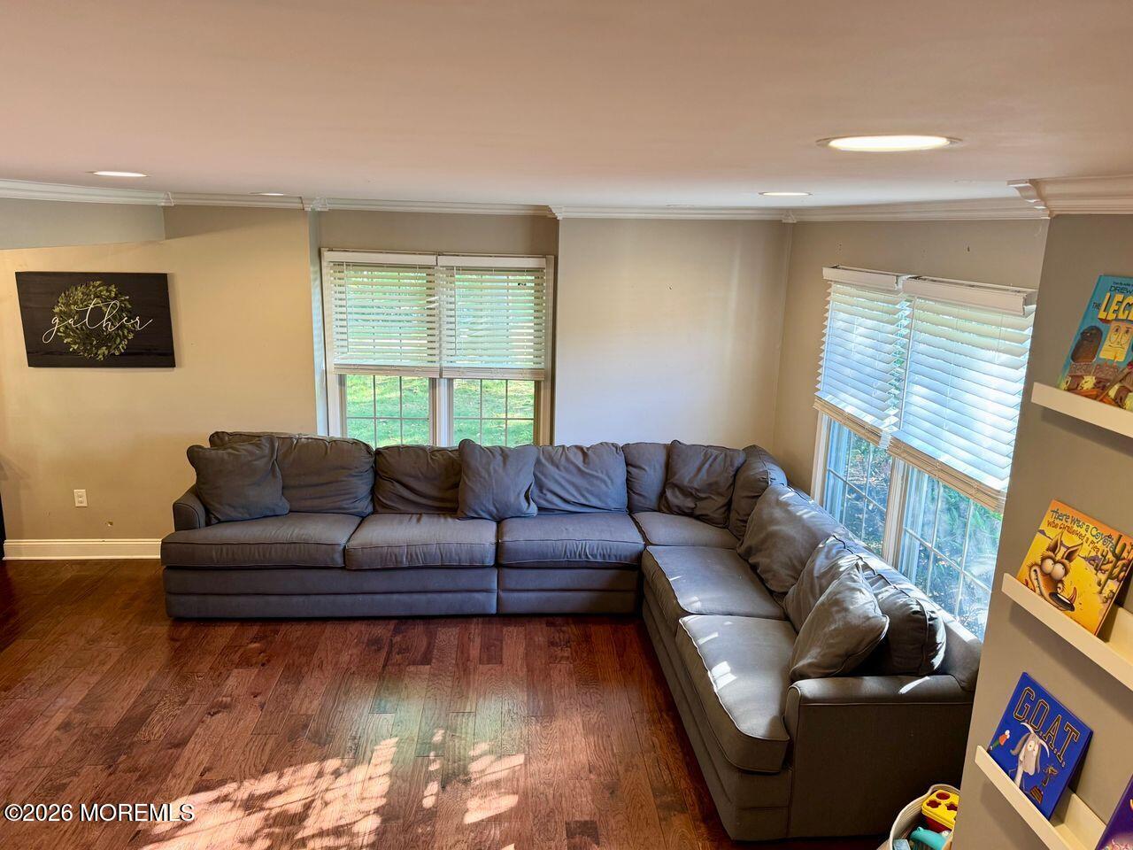 18 Providence Lane Howell NJ 07731