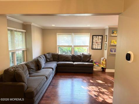 18 Providence Lane Howell NJ 07731
