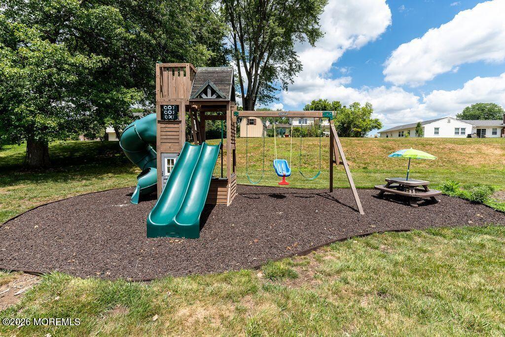 18 Girard Street Marlboro NJ 07746