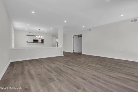 30 Oakham Row Manchester NJ 08759