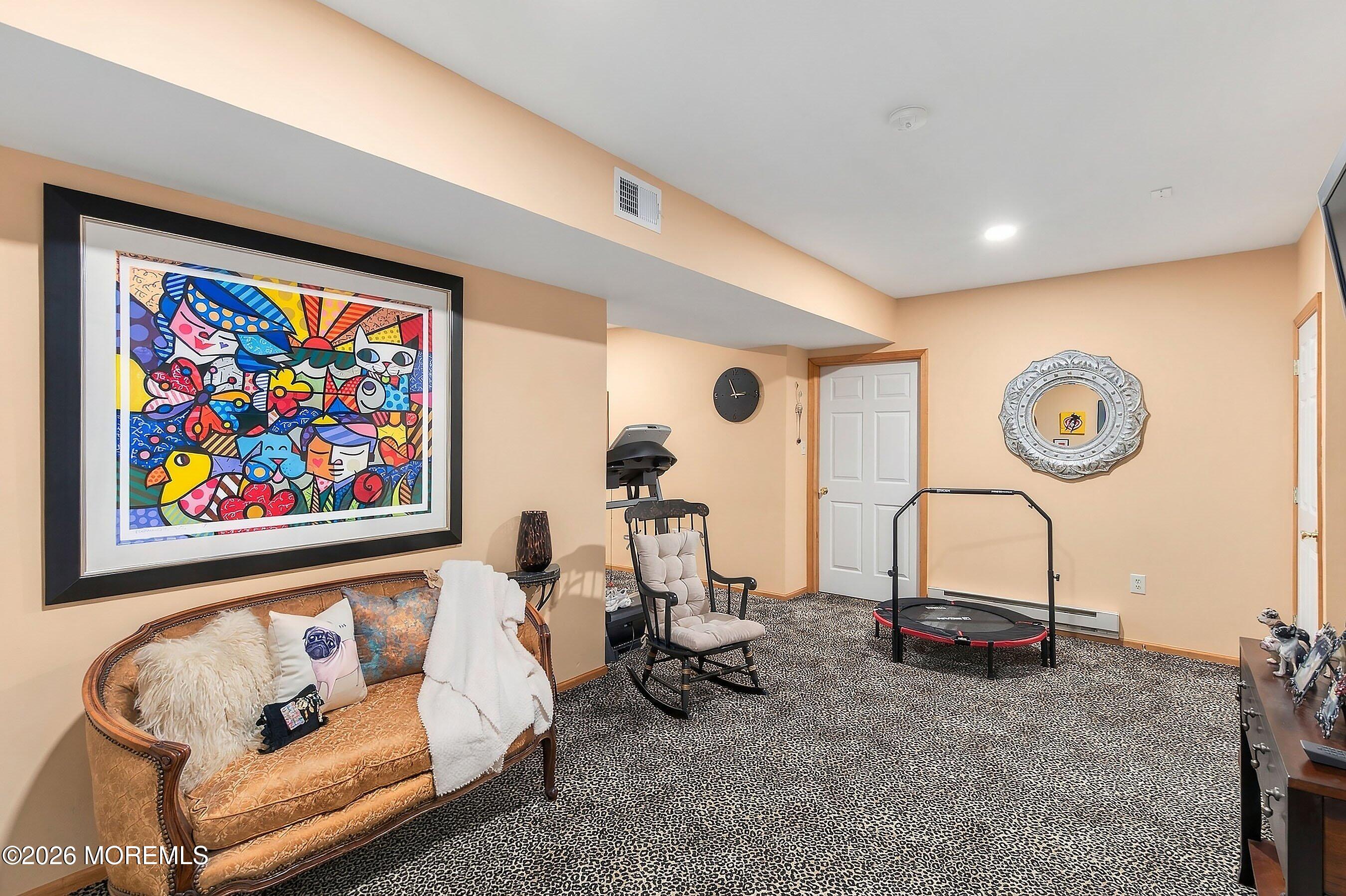 1 Oak Leaf Drive New Egypt NJ 08533