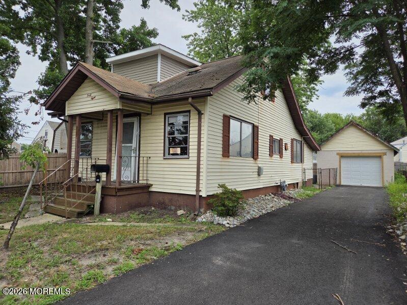 48 Leola Avenue Keansburg NJ 07734
