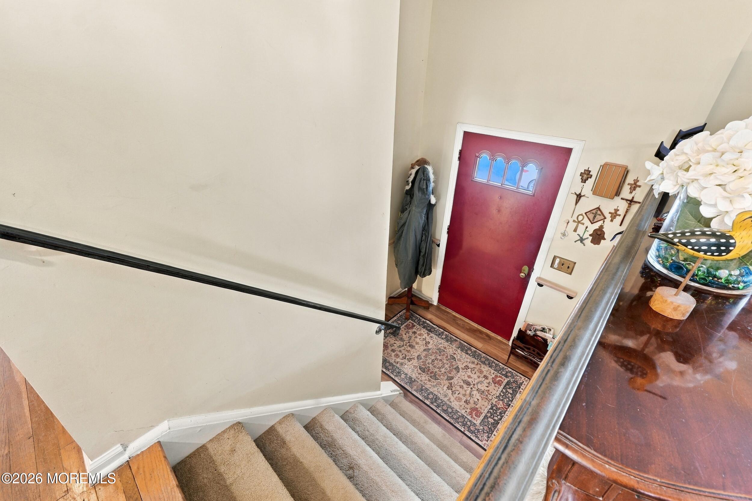 3 Roslyn Drive Oakhurst NJ 07755