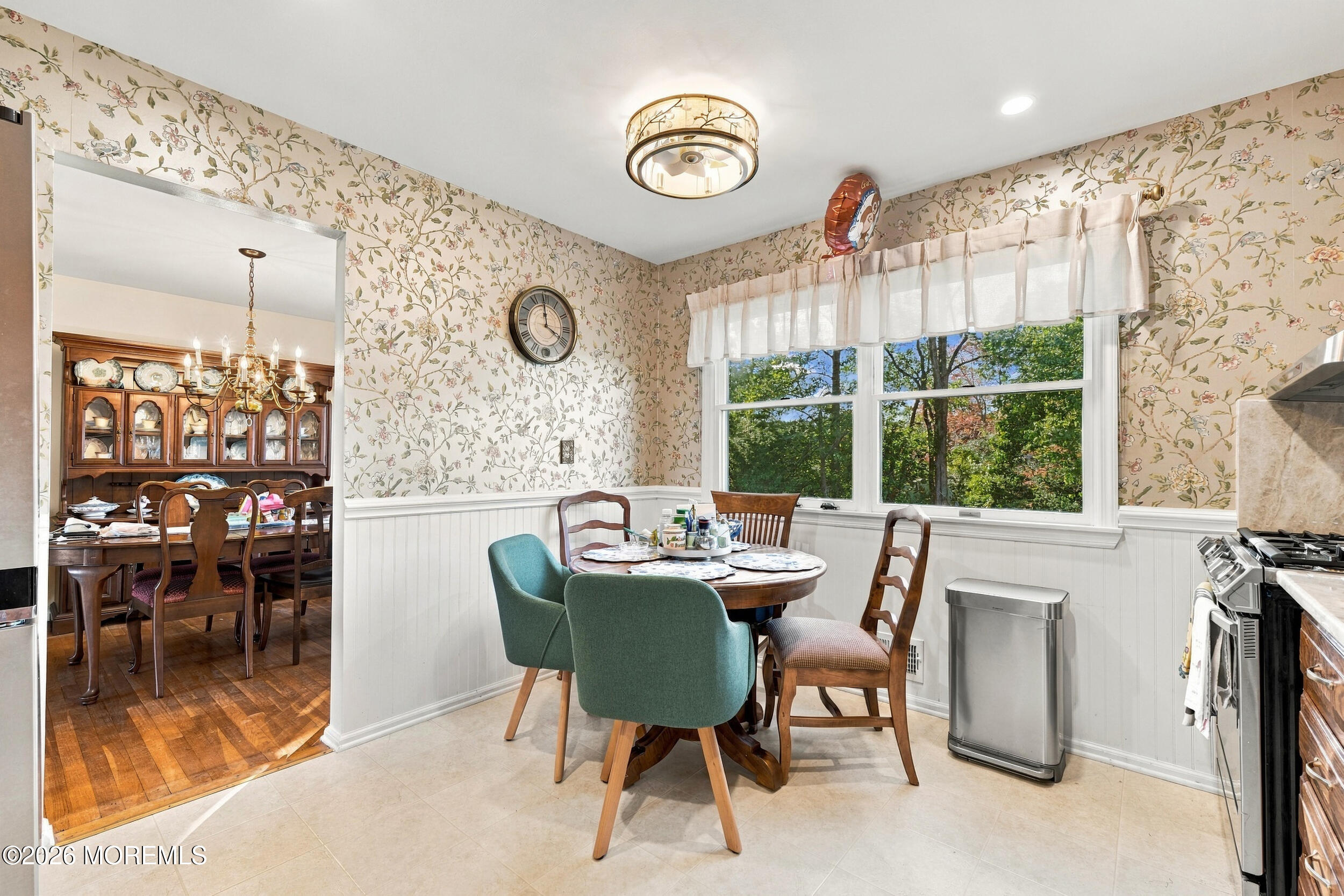 3 Roslyn Drive Oakhurst NJ 07755
