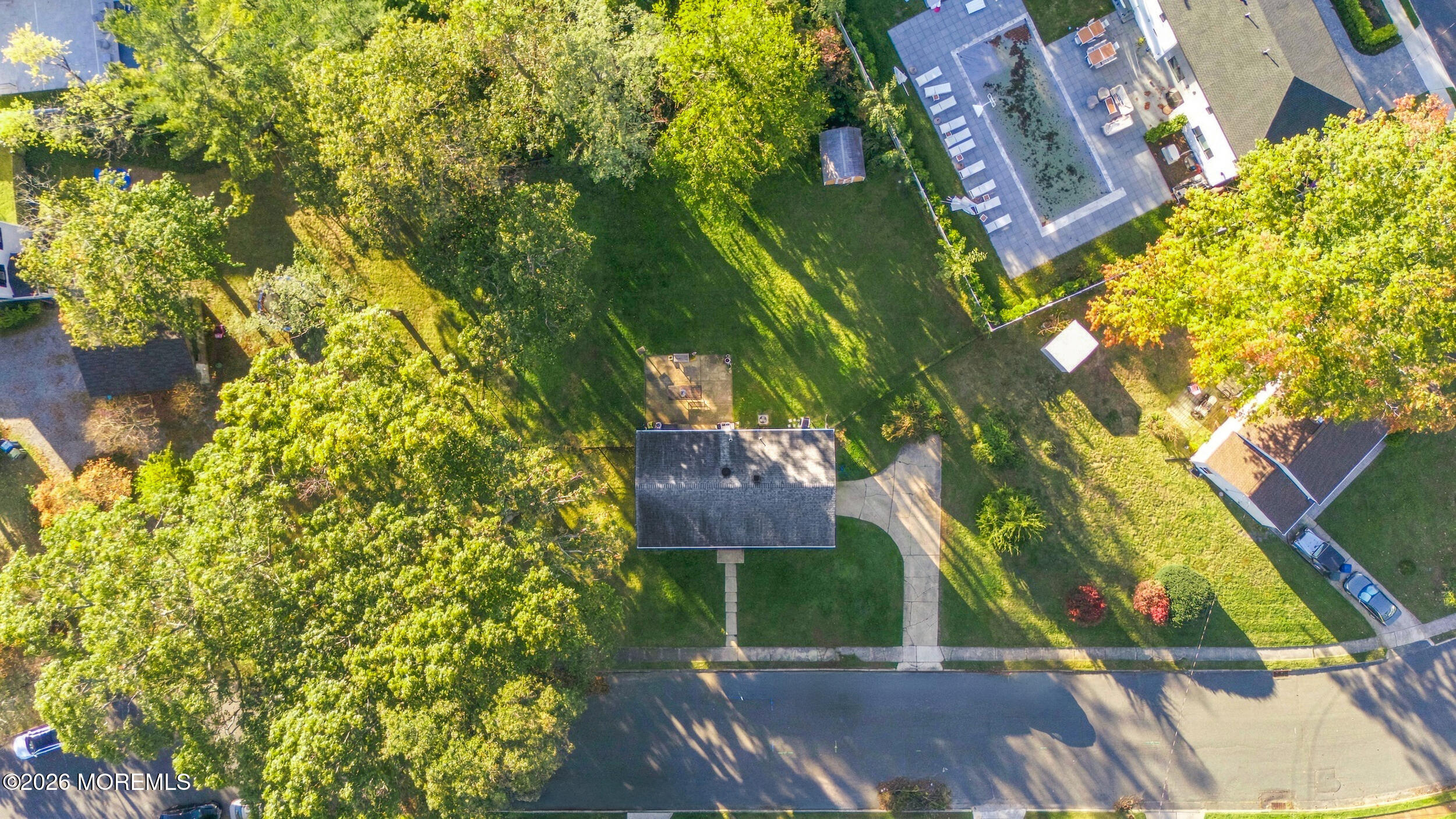 3 Roslyn Drive Oakhurst NJ 07755