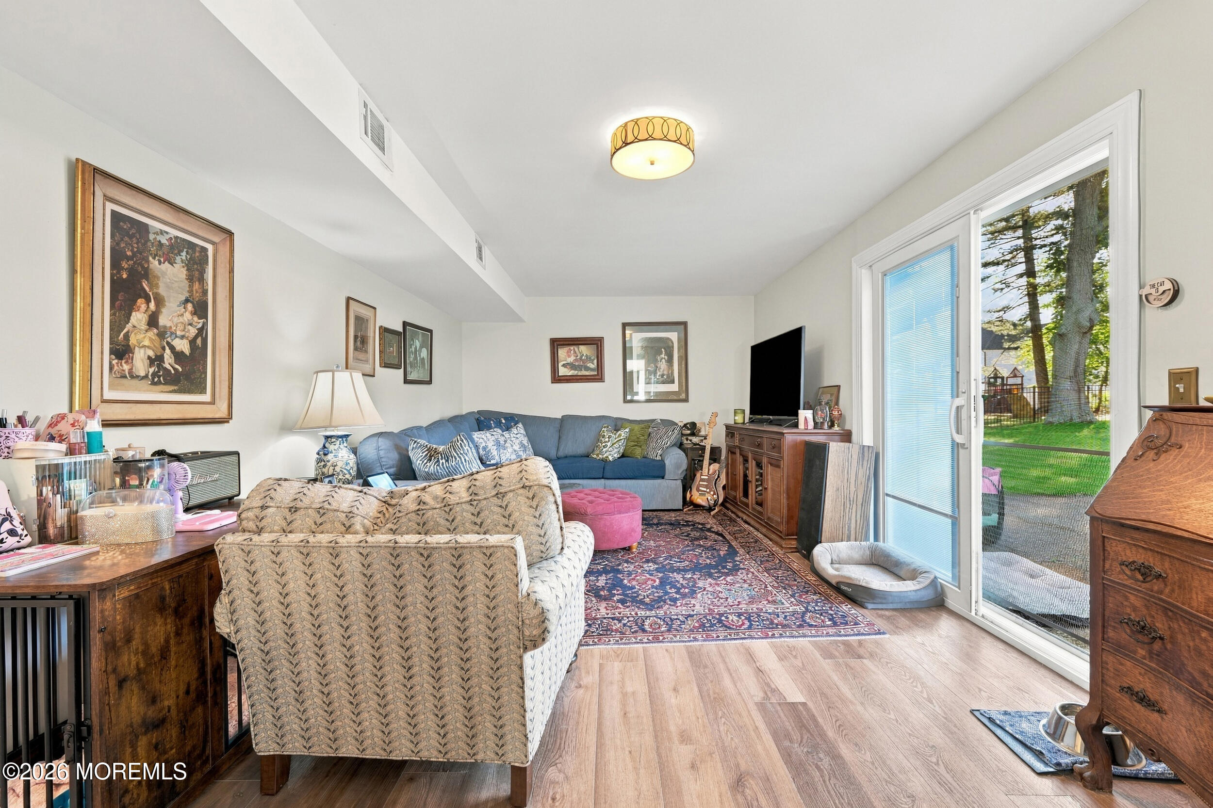 3 Roslyn Drive Oakhurst NJ 07755