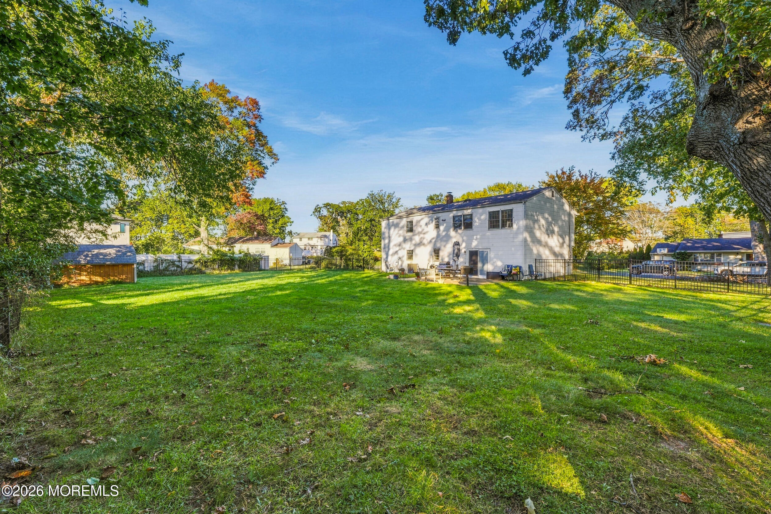 3 Roslyn Drive Oakhurst NJ 07755