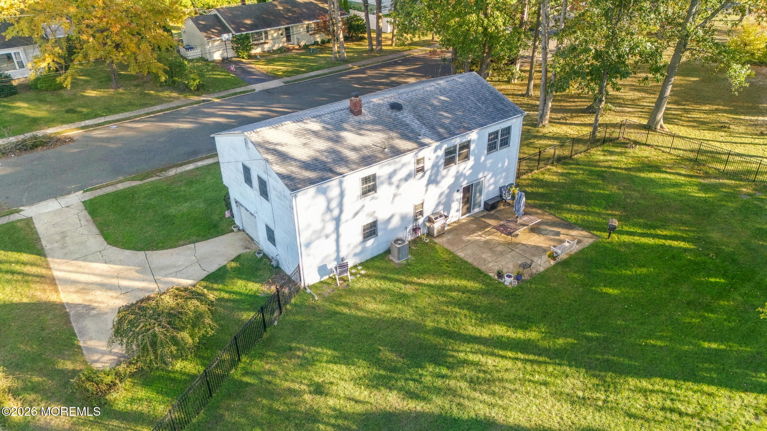 3 Roslyn Drive Oakhurst NJ 07755