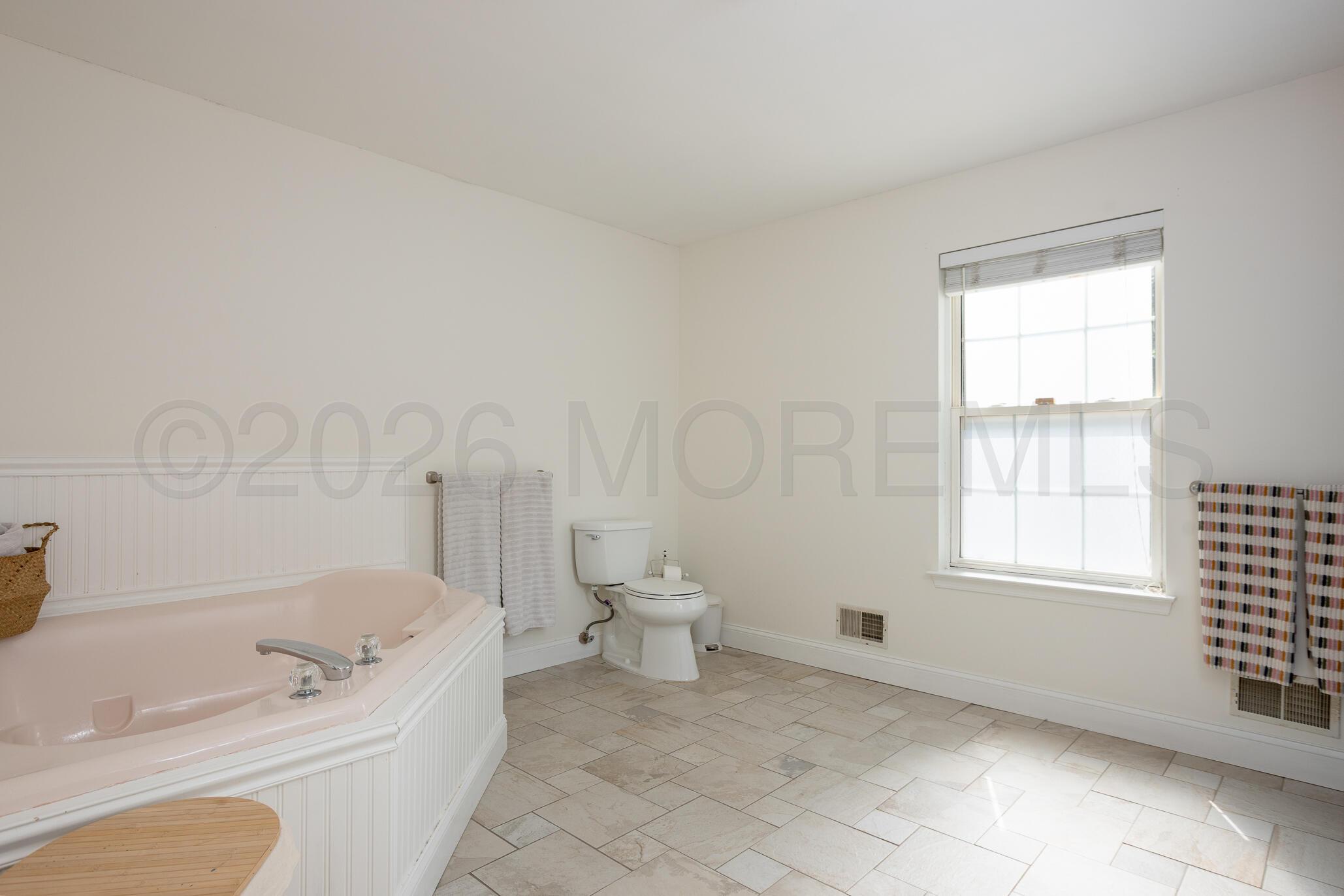 275 S Lakeshore Drive Manahawkin NJ 08050