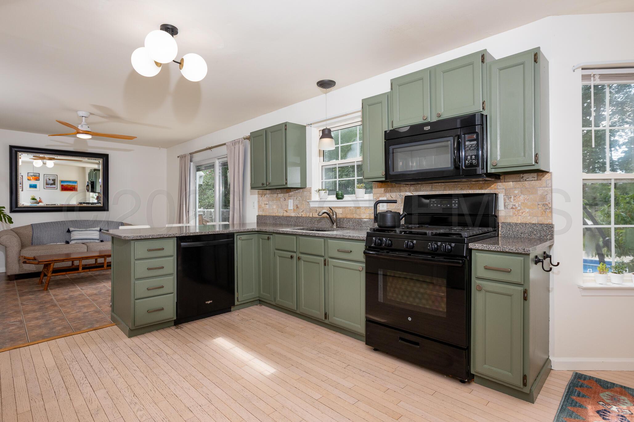 275 S Lakeshore Drive Manahawkin NJ 08050