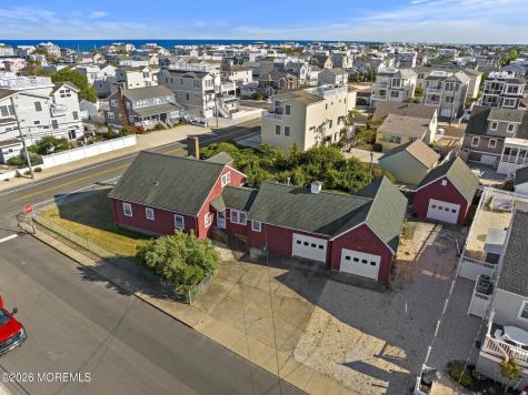 20 E South 33rd Street Long Beach Twp NJ 08008