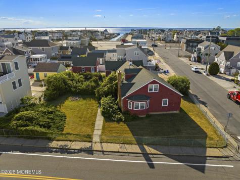 20 E South 33rd Street Long Beach Twp NJ 08008