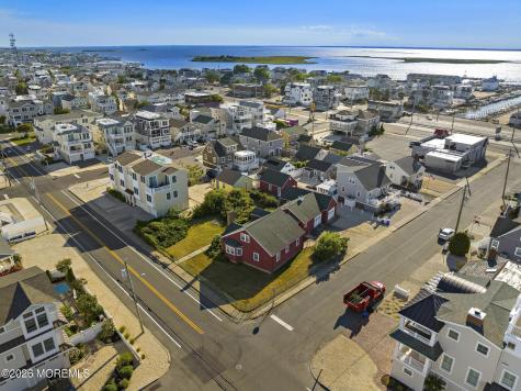 20 E South 33rd Street Long Beach Twp NJ 08008