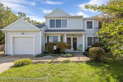 11 Bayberry Court Barnegat NJ 08005