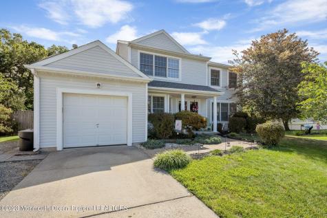 11 Bayberry Court Barnegat NJ 08005