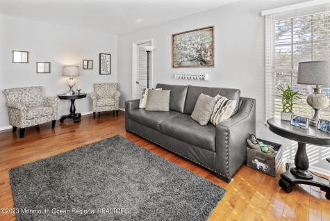 11 Bayberry Court Barnegat NJ 08005