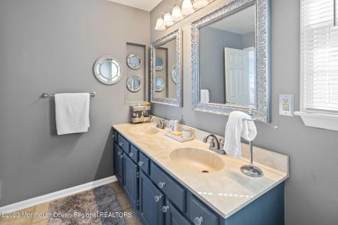 11 Bayberry Court Barnegat NJ 08005