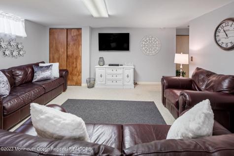11 Bayberry Court Barnegat NJ 08005