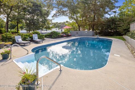 11 Bayberry Court Barnegat NJ 08005