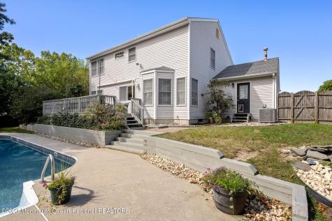 11 Bayberry Court Barnegat NJ 08005