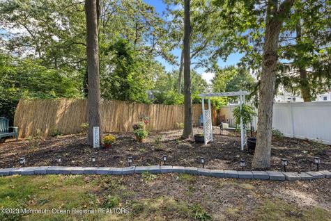 11 Bayberry Court Barnegat NJ 08005