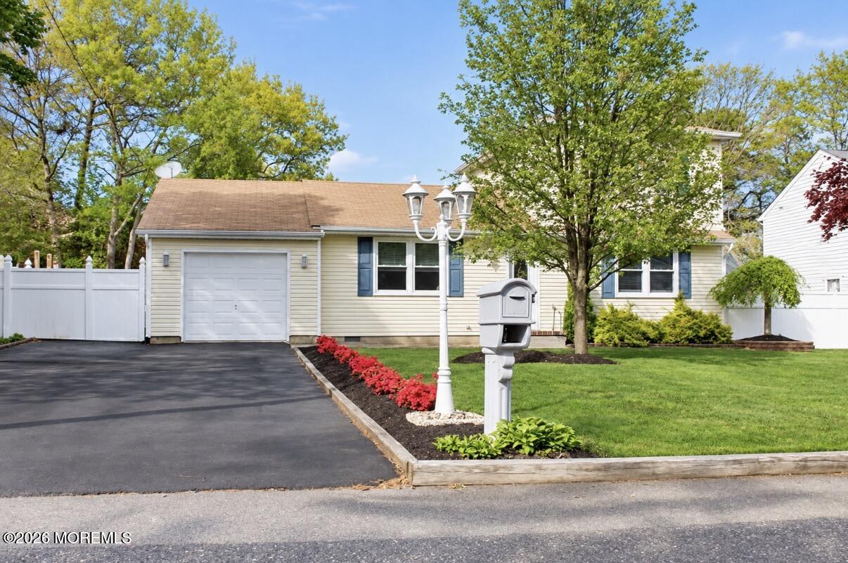 573 Shark Lane Manahawkin NJ 08050
