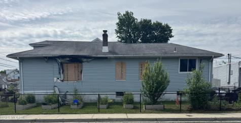 225 Carr Avenue Keansburg NJ 07734