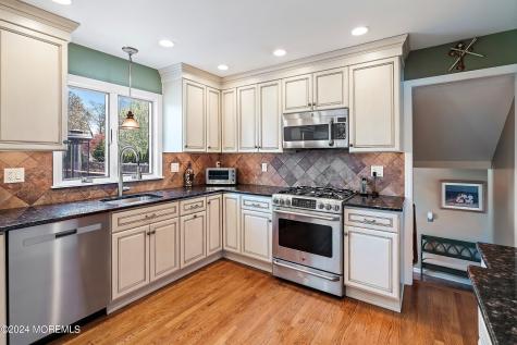 22 Princeton Avenue Colonia NJ 07067