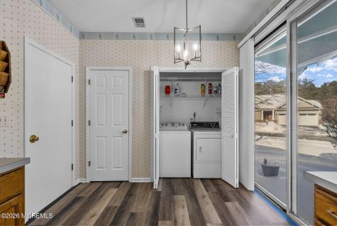 34 Molly Lane Brick NJ 08723