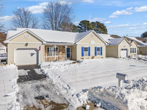 34 Molly Lane Brick NJ 08723