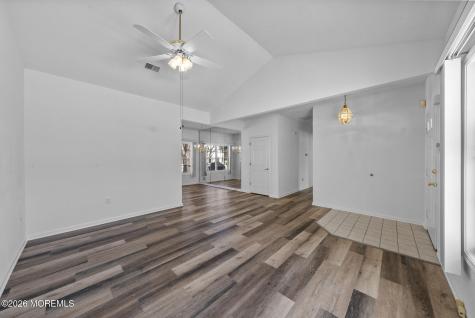 34 Molly Lane Brick NJ 08723