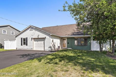 25 Carlow Way Hazlet NJ 07730